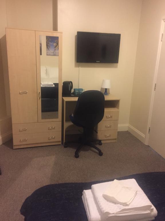Pier 61 Guest Accommodation Hastings Bagian luar foto