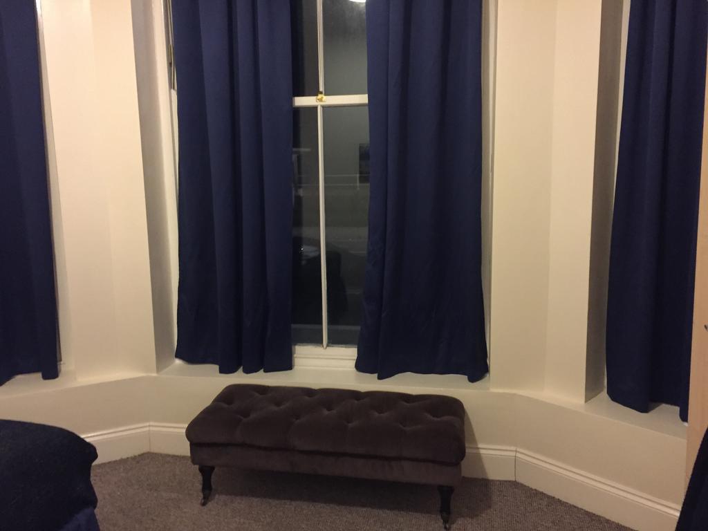 Pier 61 Guest Accommodation Hastings Bagian luar foto