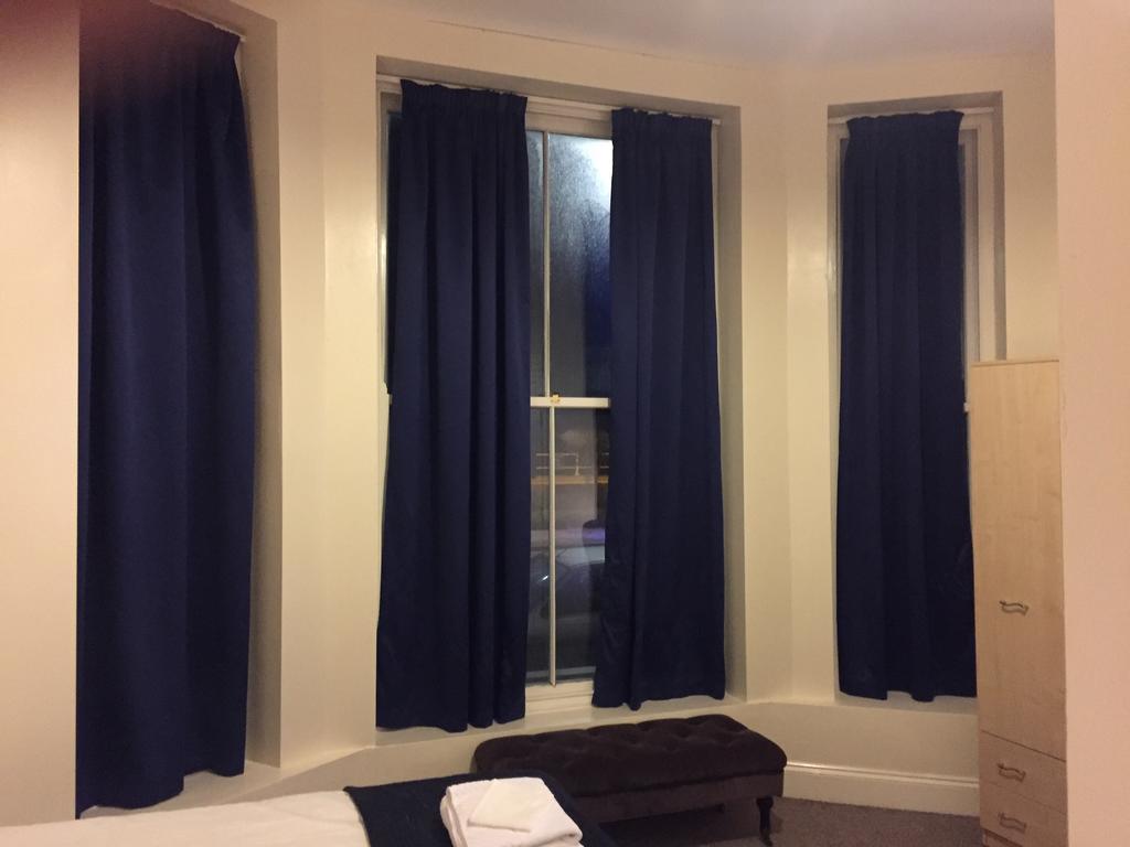 Pier 61 Guest Accommodation Hastings Bagian luar foto