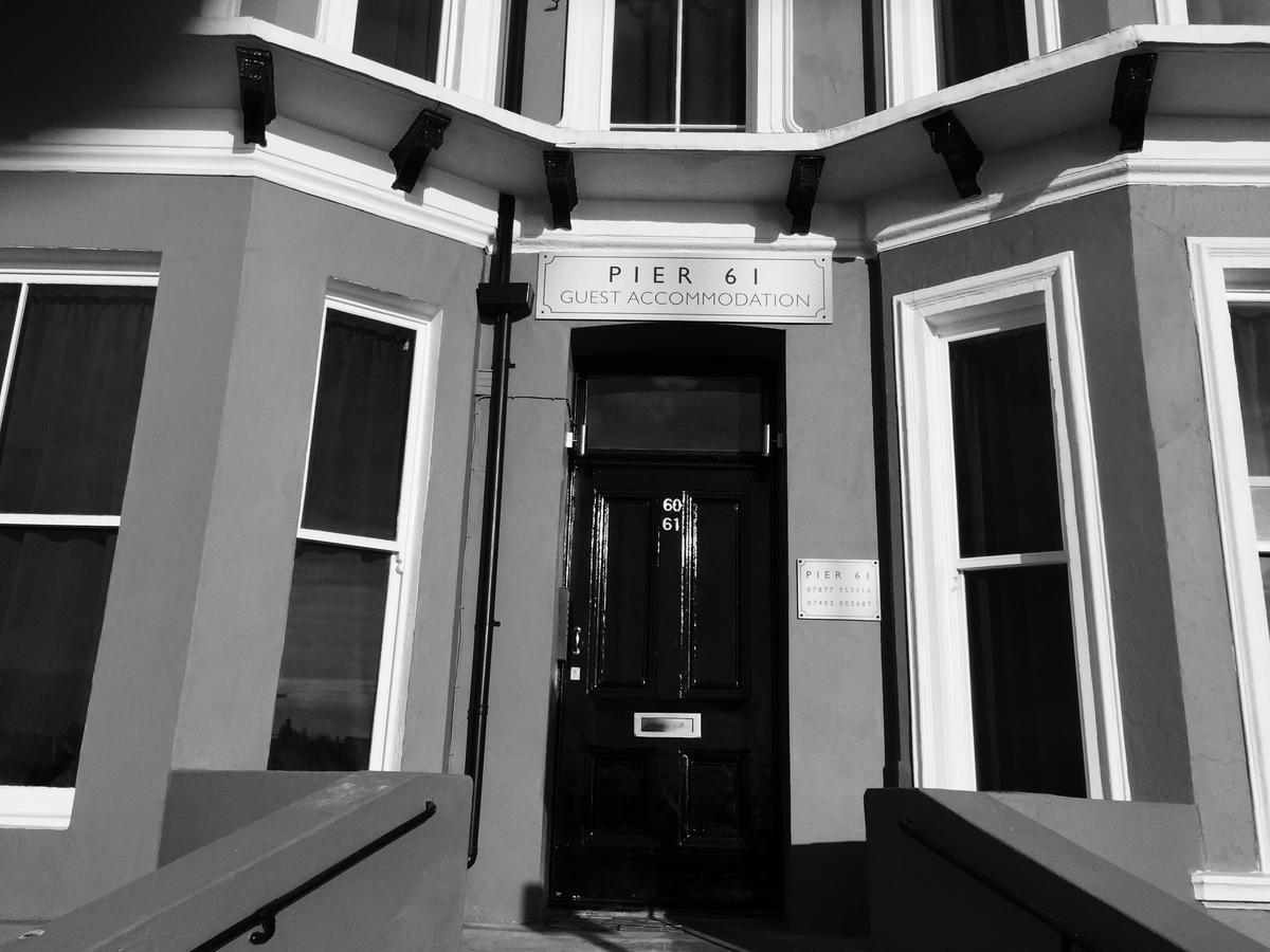 Pier 61 Guest Accommodation Hastings Bagian luar foto