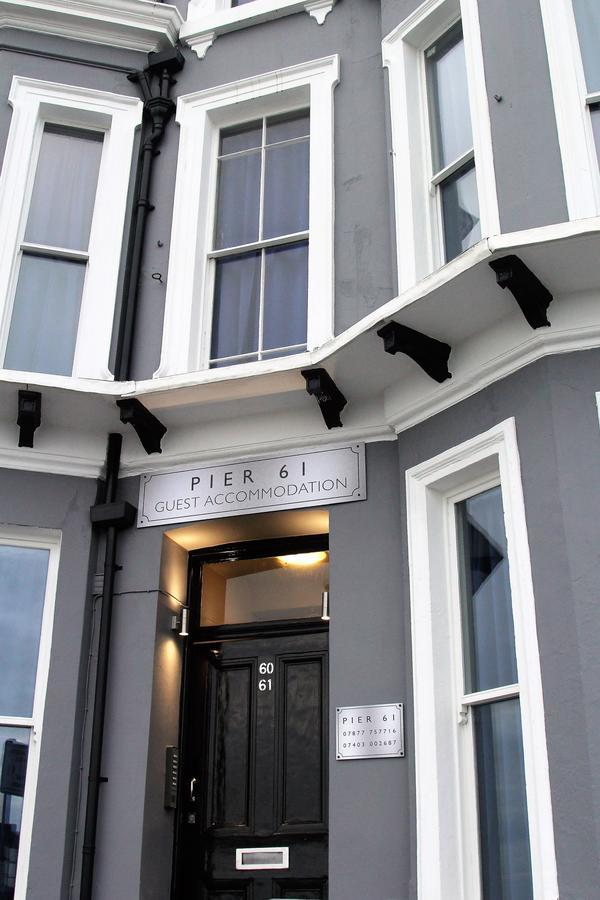 Pier 61 Guest Accommodation Hastings Bagian luar foto