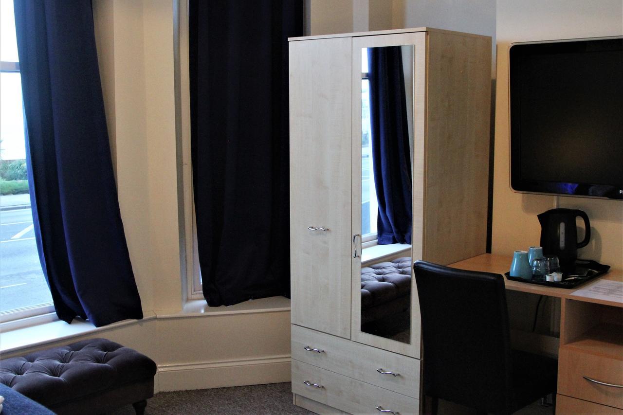 Pier 61 Guest Accommodation Hastings Bagian luar foto